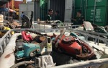 Được nhập khẩu phế liệu sắt, thép, nhựa, xỉ hạt lò cao làm nguyên liệu sản xuất